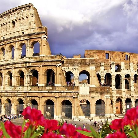 Colosseo Suite Apartment Рим Экстерьер фото